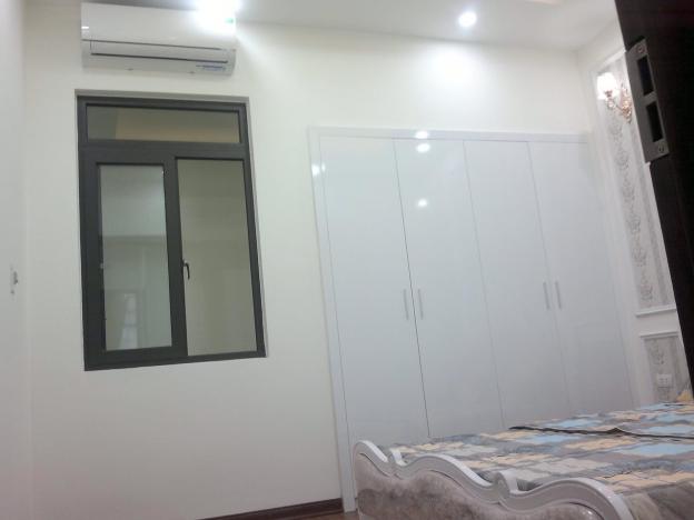 Bán nhà Quận Hai Bài Trưng - Bán nhà căn góc hai mặt tiền, nhà xây 5 tầng, mặt phố Nguyễn Công Trứ, KD đỉnh. Giá cực sốc