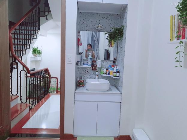 Bán Nhà Quận Thanh Xuân- Bán nhà ngay Ngã Tư Sở, 3 bước ra phố, 60m2, 4,3 tỷ