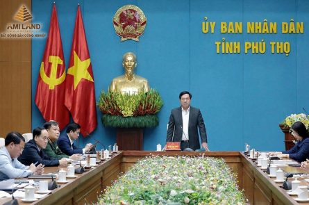 Chủ tịch UBND tỉnh Trần Duy Đông chủ trì thẩm định quy hoạch phân khu 8 khu công nghiệp