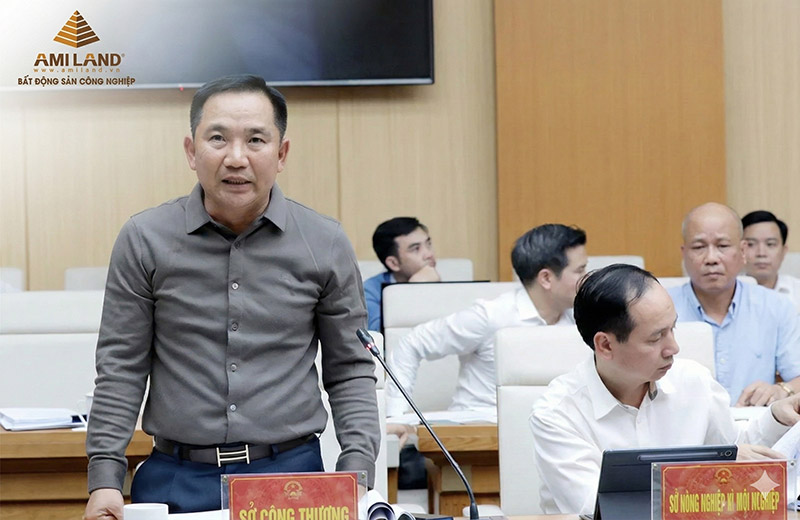 Chủ tịch UBND tỉnh Trần Duy Đông chủ trì thẩm định quy hoạch phân khu 8 khu công nghiệp