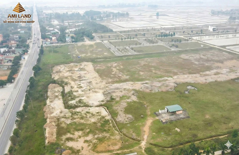 Hà Tĩnh: Nghịch lý hàng nghìn ha "đất vàng" bỏ hoang tại các CCN "treo"